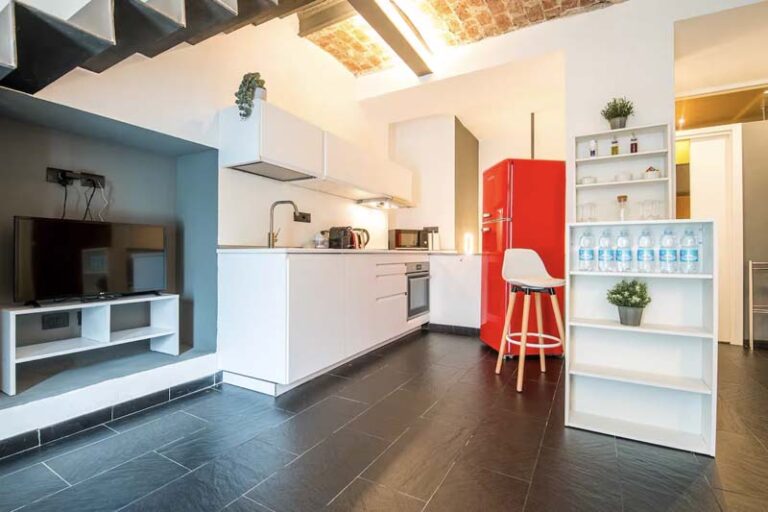 c4528b5c-1fb6-4e76-b09e-d3f60538a22d