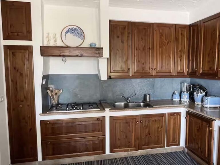 821a79ac-40ec-4dbd-836d-309c7c507690